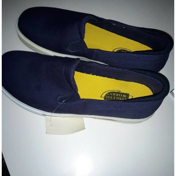 Athletic Works Men's Blue Canvas Casual Shoes Size 7.5 NIB - Picture 2 of 6